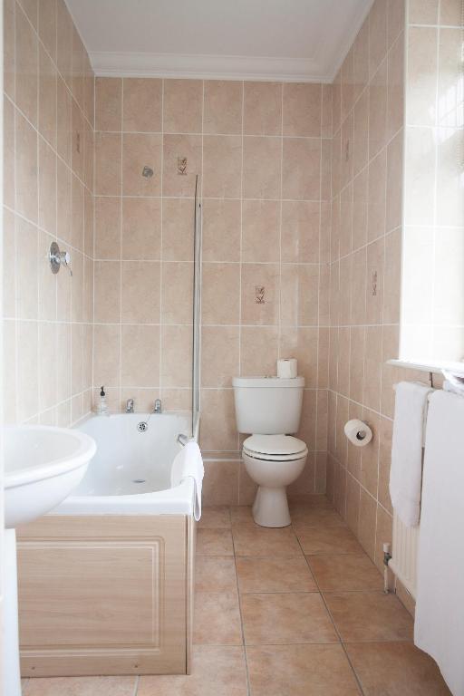 Barons Court Hotel Wolverhampton Zimmer foto